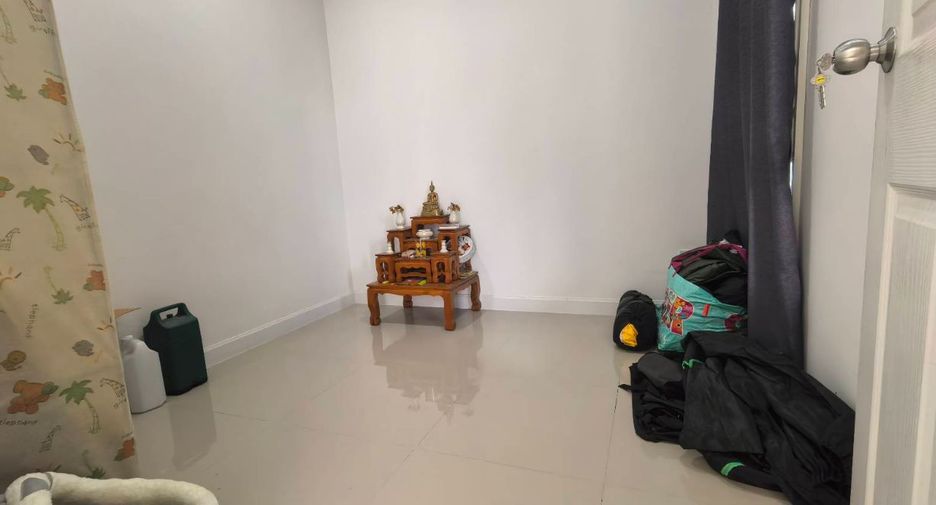 For sale 3 bedrooms house in Mueang Chon Buri, Chonburi