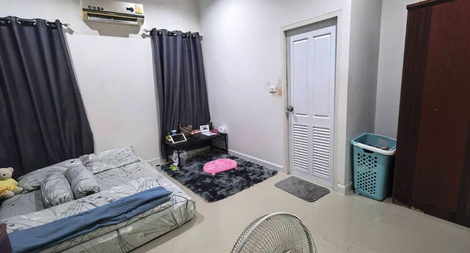 For sale 3 bedrooms house in Mueang Chon Buri, Chonburi