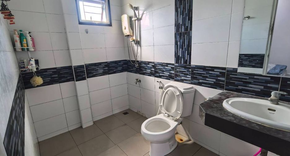 For sale 3 bedrooms house in Mueang Chon Buri, Chonburi