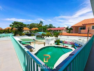 For sale 8 bedrooms villa in Bang Saray, Pattaya
