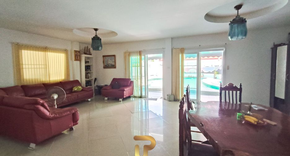 For sale 8 bedrooms villa in Bang Saray, Pattaya