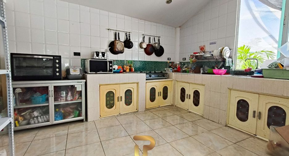 For sale 8 bedrooms villa in Bang Saray, Pattaya