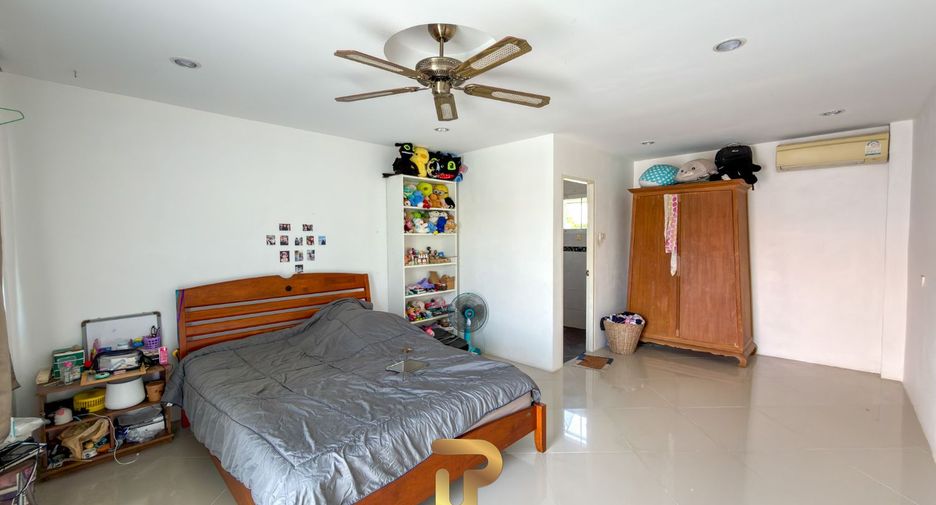 For sale 8 bedrooms villa in Bang Saray, Pattaya