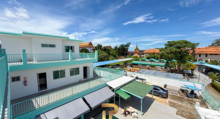 For sale 8 bedrooms villa in Bang Saray, Pattaya