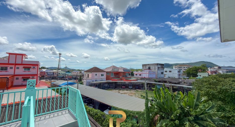 For sale 8 bedrooms villa in Bang Saray, Pattaya