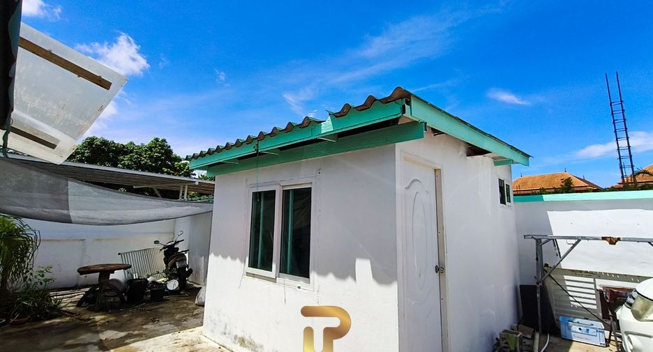 For sale 8 bedrooms villa in Bang Saray, Pattaya