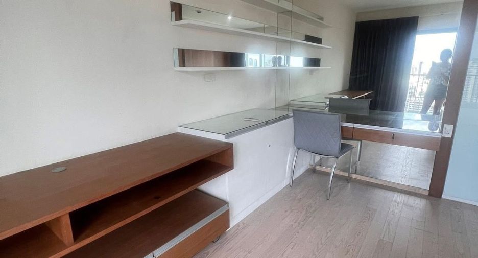 Аренда и продажа 2 спальни кондо в Кхлонг Тоеи, Бангкок