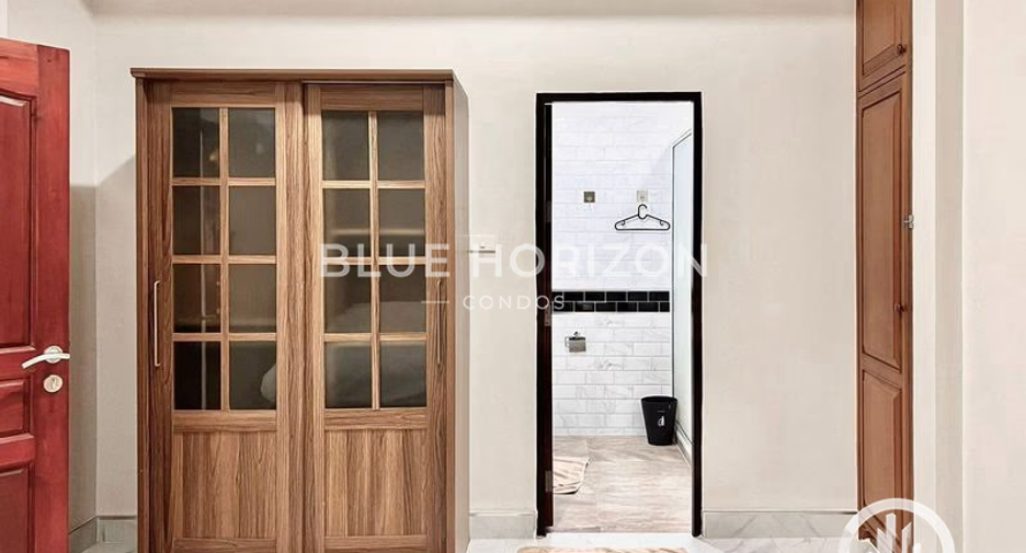For rent and for sale 4 bedrooms house in Bang Lamung, Chonburi