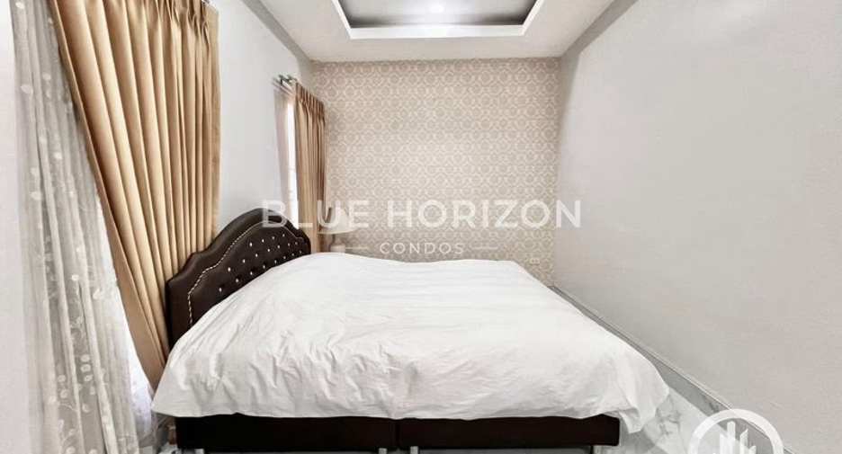 For rent and for sale 4 bedrooms house in Bang Lamung, Chonburi