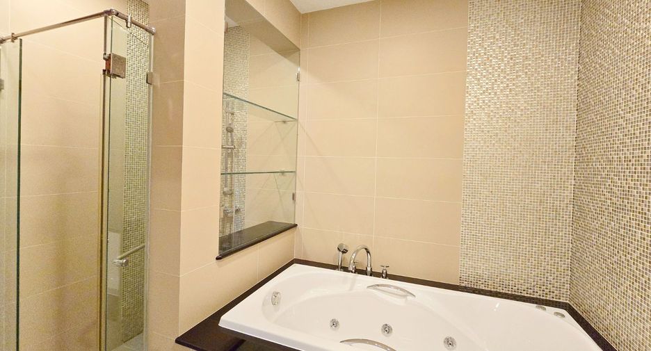 For sale 4 bedrooms house in Bang Bon, Bangkok