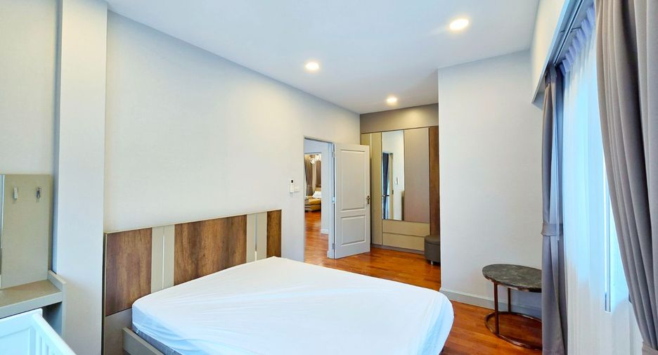 For sale 4 bedrooms house in Bang Bon, Bangkok