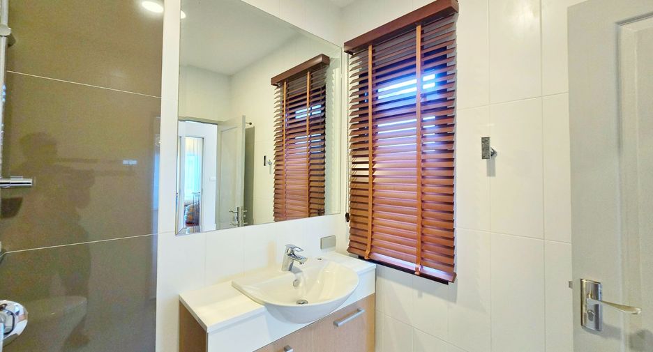 For sale 4 bedrooms house in Bang Bon, Bangkok