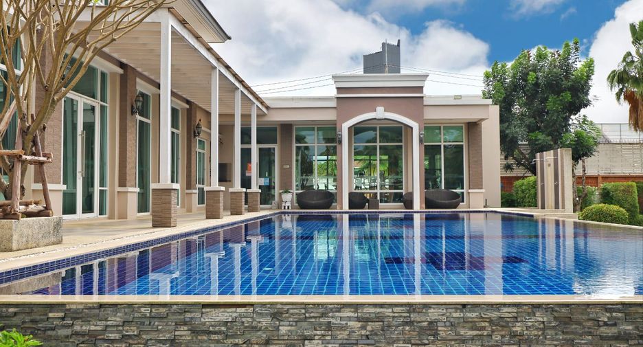 For sale 4 bedrooms house in Bang Bon, Bangkok