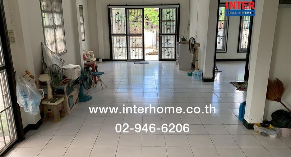Haus zum Kauf mit 4 Zimmer in Khlong Sam Wa, Bangkok