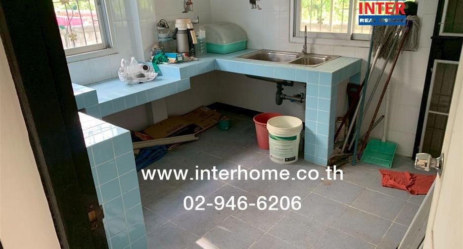 Haus zum Kauf mit 4 Zimmer in Khlong Sam Wa, Bangkok