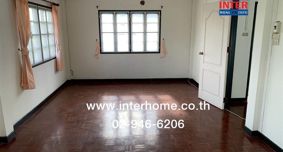 Haus zum Kauf mit 4 Zimmer in Khlong Sam Wa, Bangkok