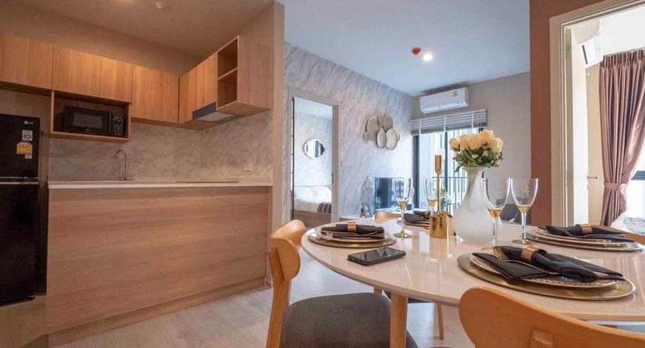 For rent 2 bedrooms condo in Bang Na, Bangkok