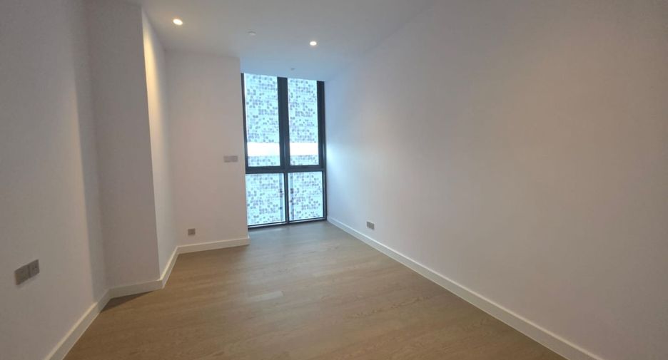 For sale 2 bedrooms condo in Sathon, Bangkok