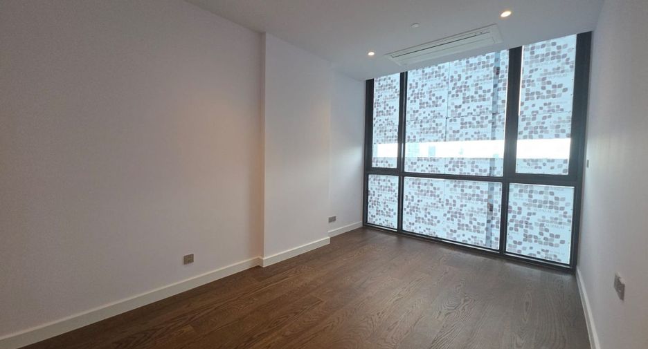For sale 2 bedrooms condo in Sathon, Bangkok