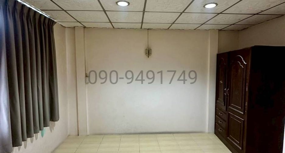 For rent 2 bedrooms townhouse in Bueng Kum, Bangkok