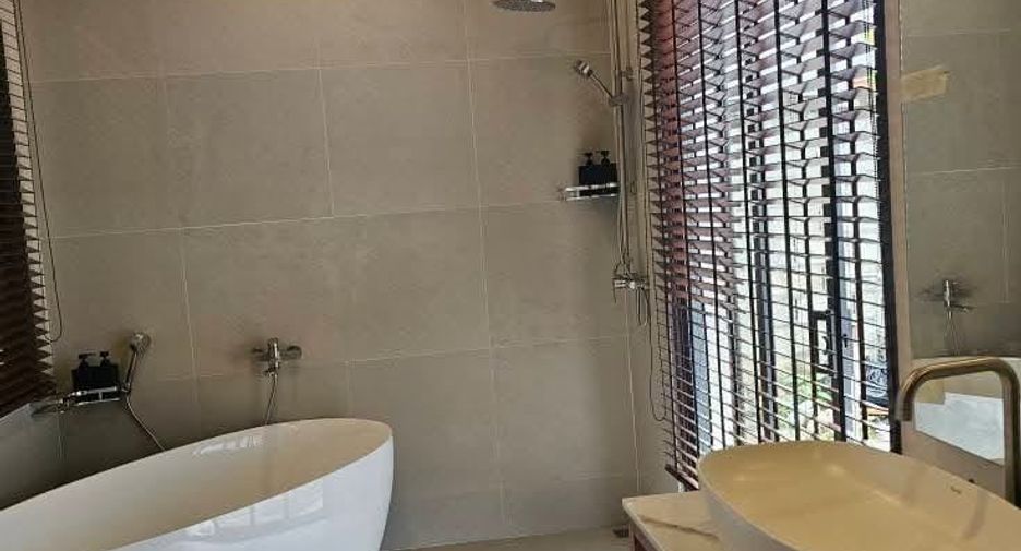 For rent 6 bedrooms villa in Thalang, Phuket