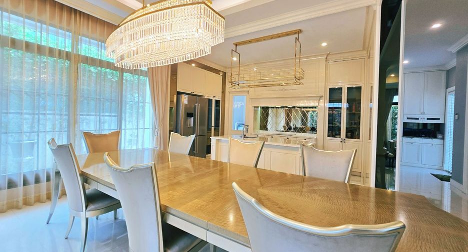 For sale 4 bedrooms house in Taling Chan, Bangkok