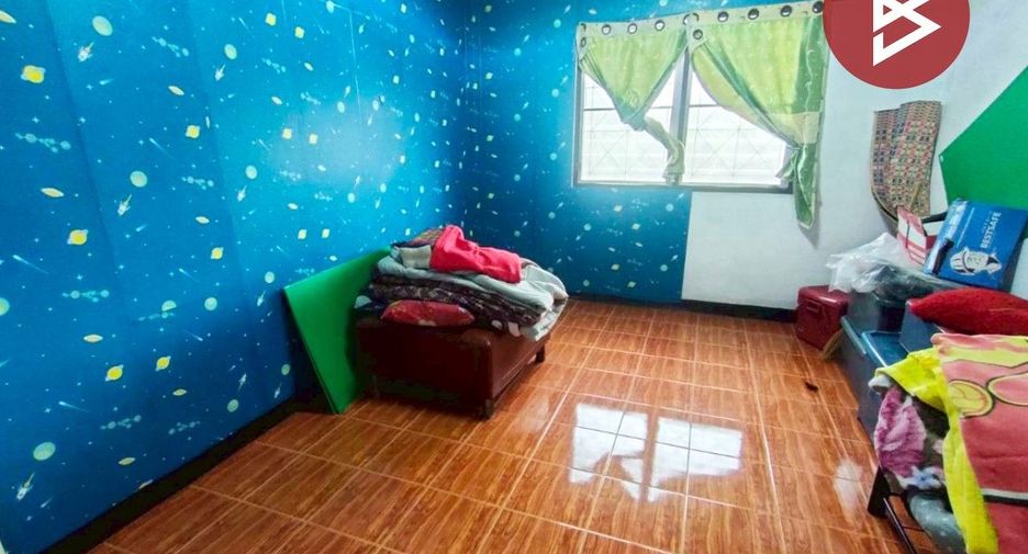 Casa adosada en venta de 2 habitaciones en Mueang Samut Prakan, Samut Prakan