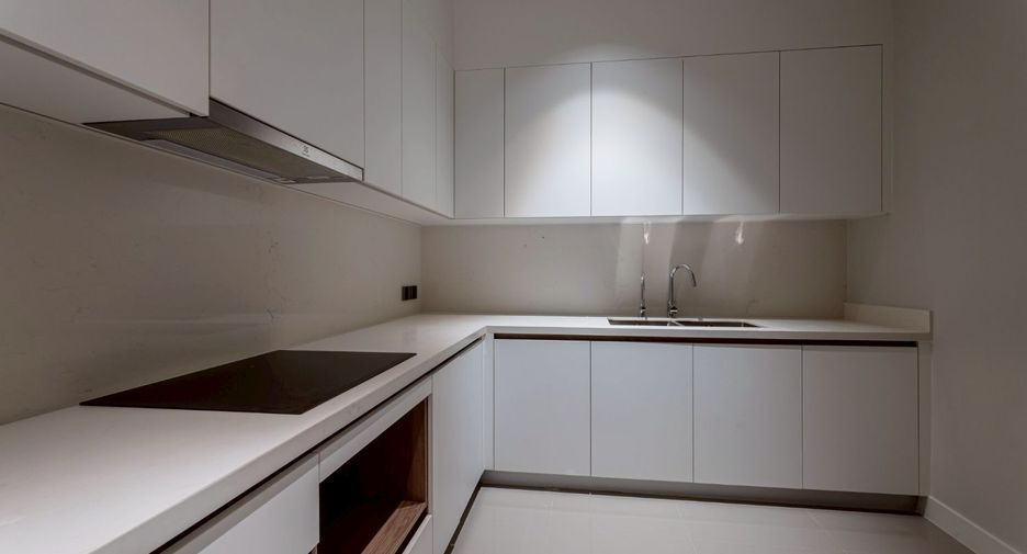 Wohnung zum Kauf mit 3 Zimmer in Sathon, Bangkok