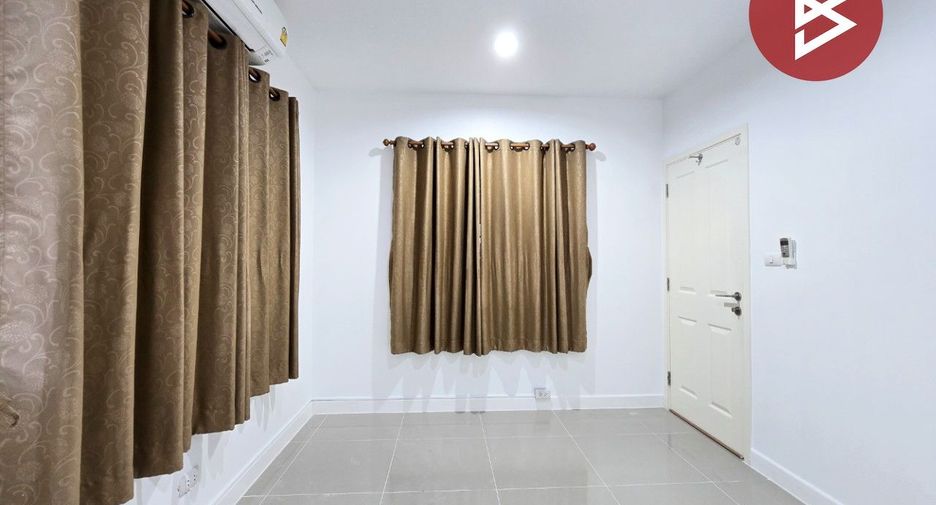 Casa en venta de 5 habitaciones en Bang Bua Thong, Nonthaburi