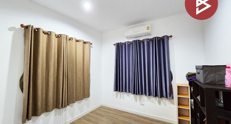 Casa en venta de 5 habitaciones en Bang Bua Thong, Nonthaburi