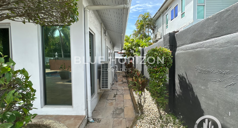 For sale 3 bedrooms house in Bang Lamung, Chonburi