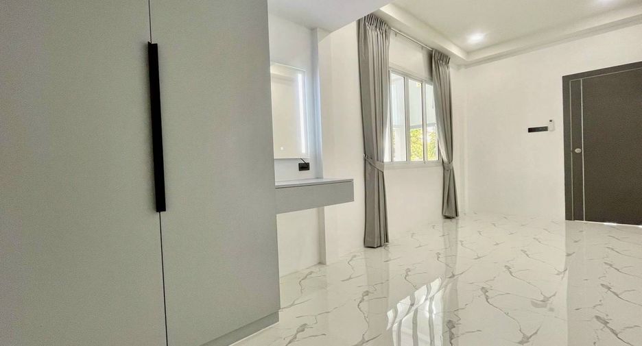 Продажа 3 спальни дом в Банг Ламунг, Чонбури