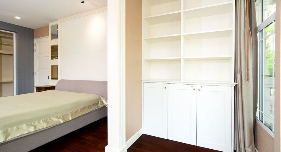 Haus zum Kauf mit 3 Zimmer in Pak Kret, Nonthaburi