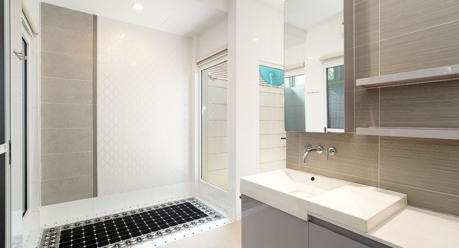 Haus zum Kauf mit 3 Zimmer in Pak Kret, Nonthaburi