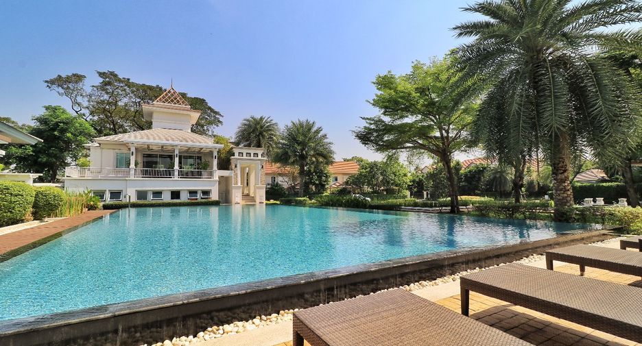 Haus zum Kauf mit 3 Zimmer in Pak Kret, Nonthaburi