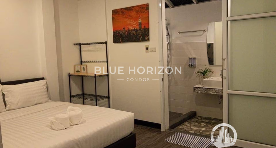 Villa en alquiler de 4 habitaciones en Bang Lamung, Chonburi