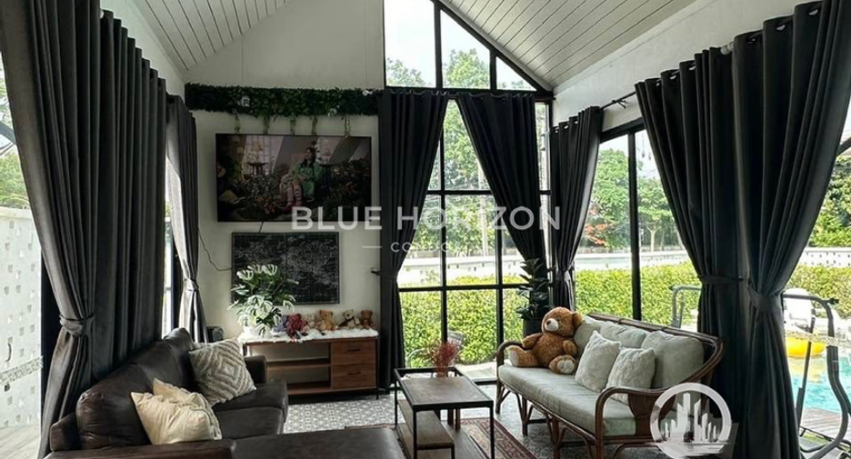 Villa en alquiler de 4 habitaciones en Bang Lamung, Chonburi