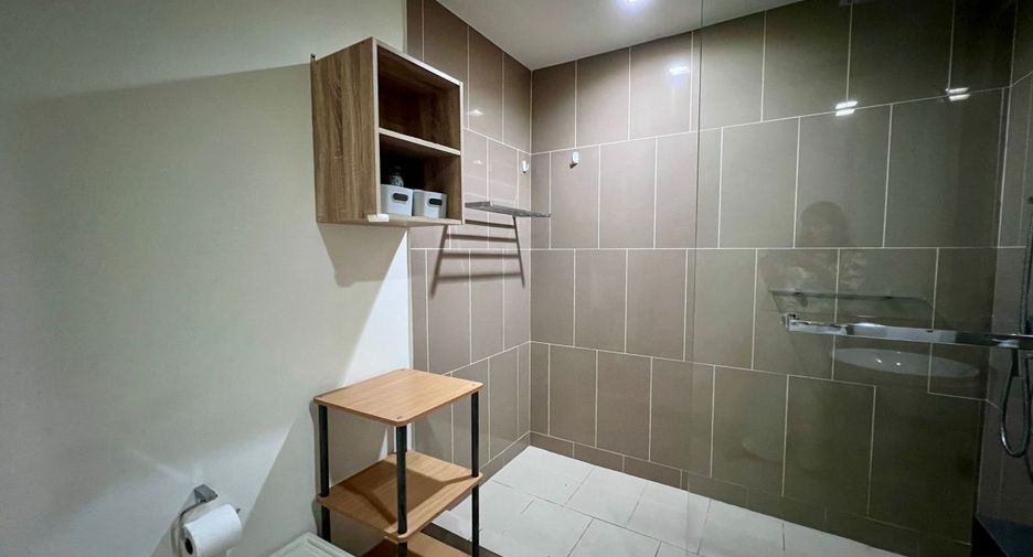 For rent 2 bedrooms condo in Bang Lamung, Chonburi