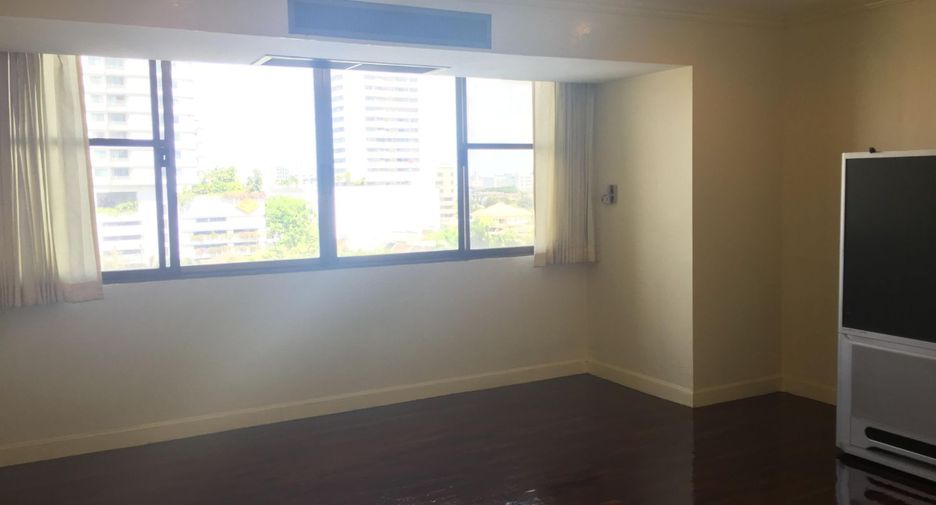 À vendre 5 chambres condo à Watthana, Bangkok