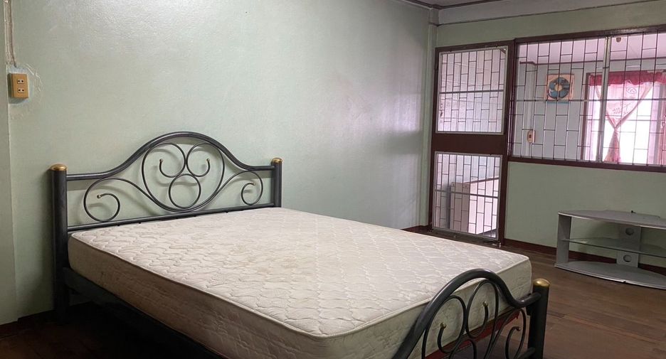Casa adosada en venta de 3 habitaciones en Mueang Samut Prakan, Samut Prakan