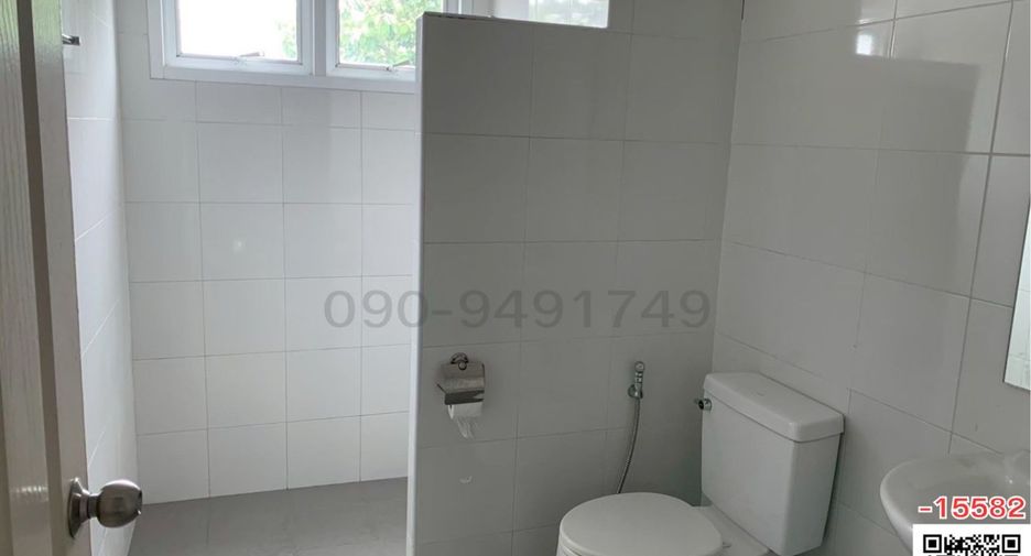 For rent 1 bed retail Space in Lat Phrao, Bangkok