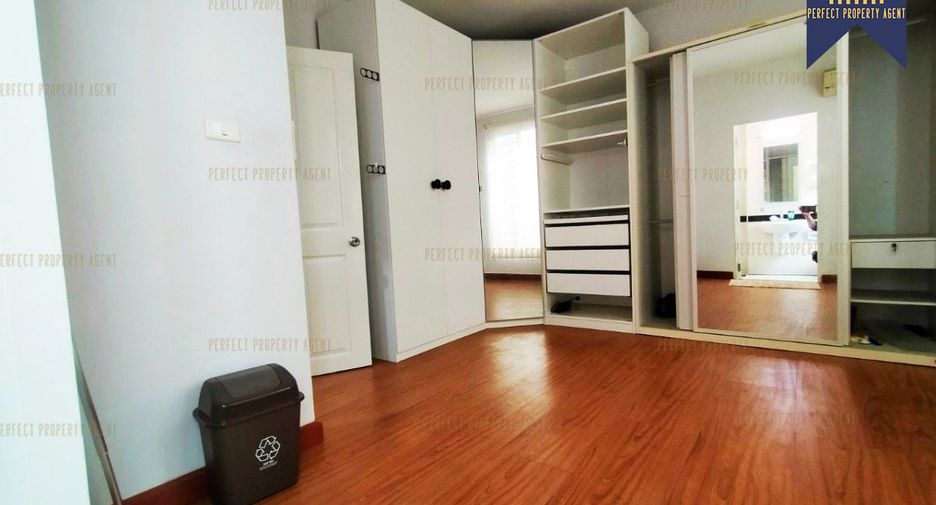 出租 和 出售 3 卧室 联排别墅 在 Bang Phli, Samut Prakan