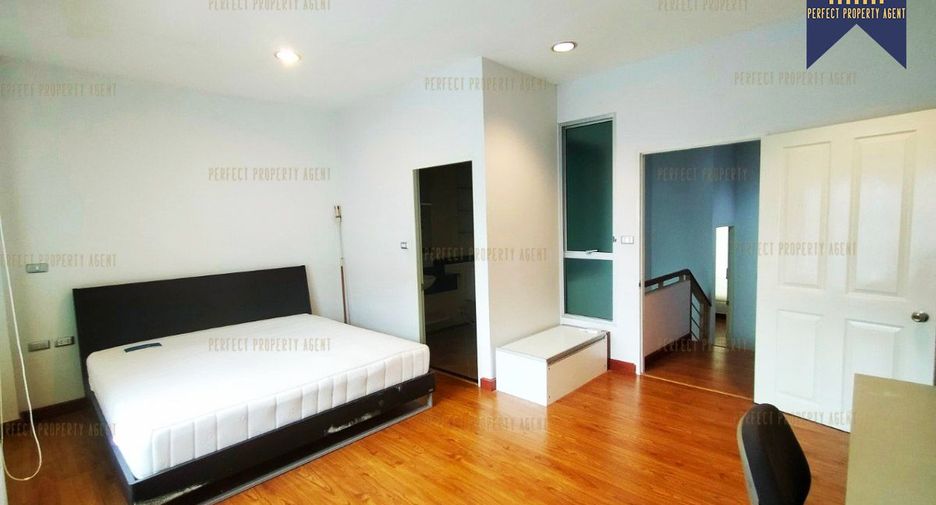 出租 和 出售 3 卧室 联排别墅 在 Bang Phli, Samut Prakan