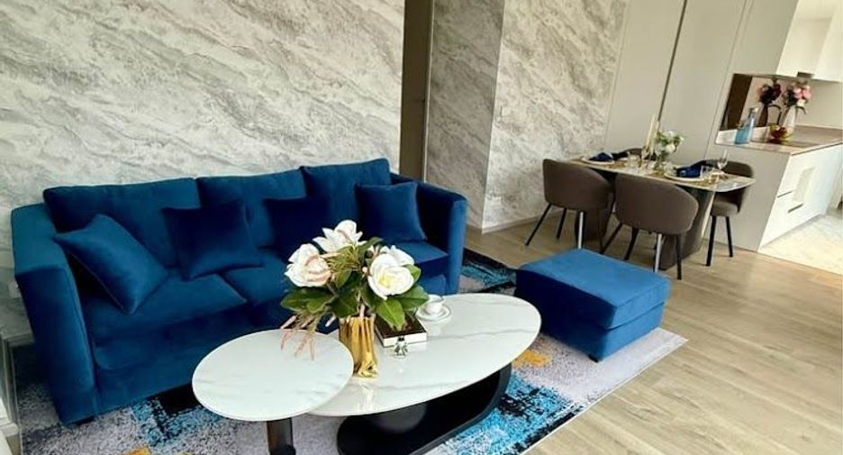For rent 2 bedrooms condo in Khlong Toei, Bangkok