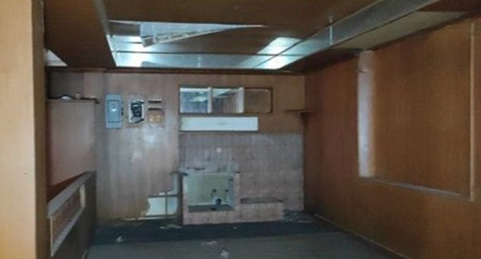 For sale 4 bedrooms house in Mueang Sakon Nakhon, Sakon Nakhon