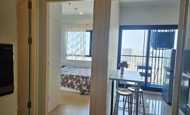 For sale 1 bed condo in Watthana, Bangkok