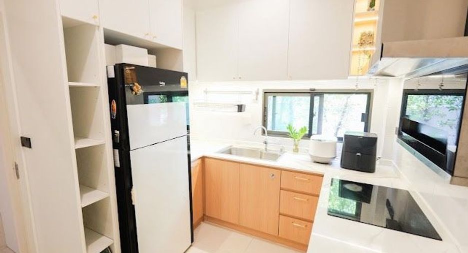 For sale 5 bedrooms house in Pak Kret, Nonthaburi