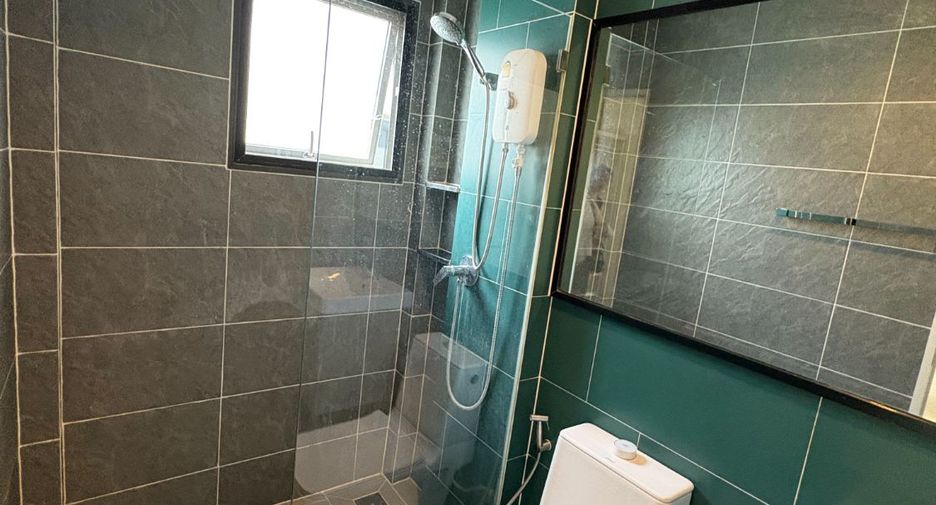 For sale 5 bedrooms house in Pak Kret, Nonthaburi