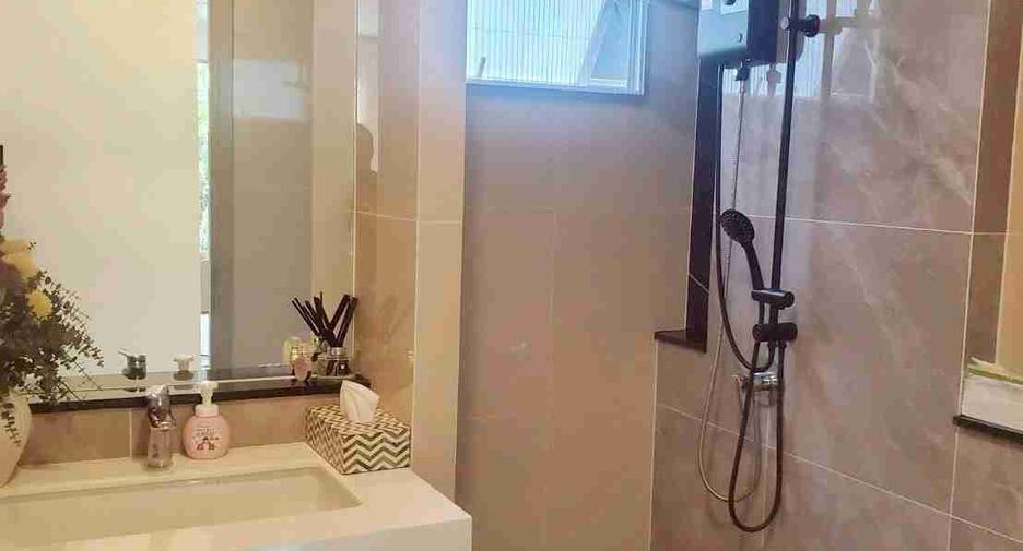 Casa en venta de 4 habitaciones en Prawet, Bangkok