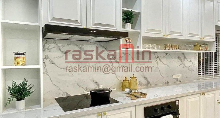 For sale 5 ベッドルーム villa in Bang Lamung, Chonburi